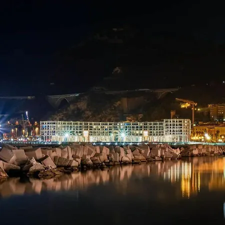 アパート Salifornia